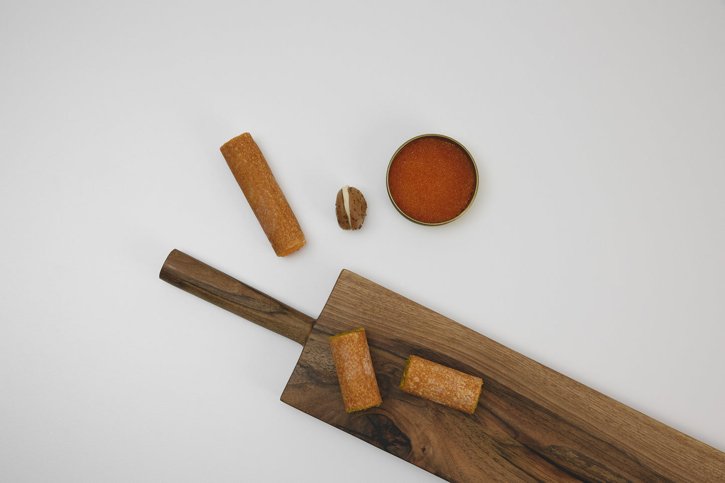N° 03 — Ash Serving Object – Handmade Leather & Wood Accessory by Daniel Frantzen